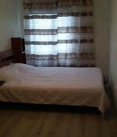 Spacious 1bedroom Apartment, W Free Parking, W Pet Apartment *
